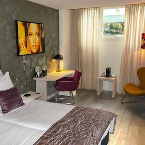 Deluxe Kamer met Twee Aparte Bedden in de Kelder
